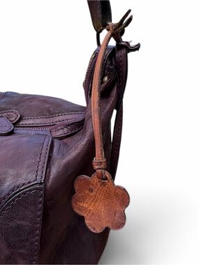 Vintage- styled Floral Leather Bag Charm